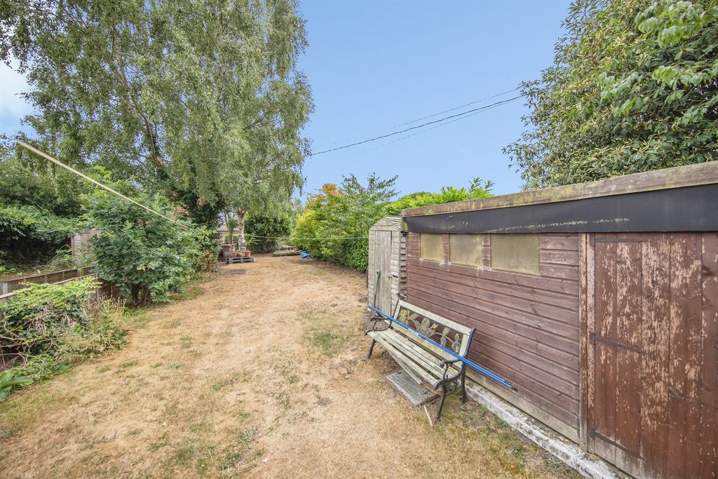 Property photo 3 of 20