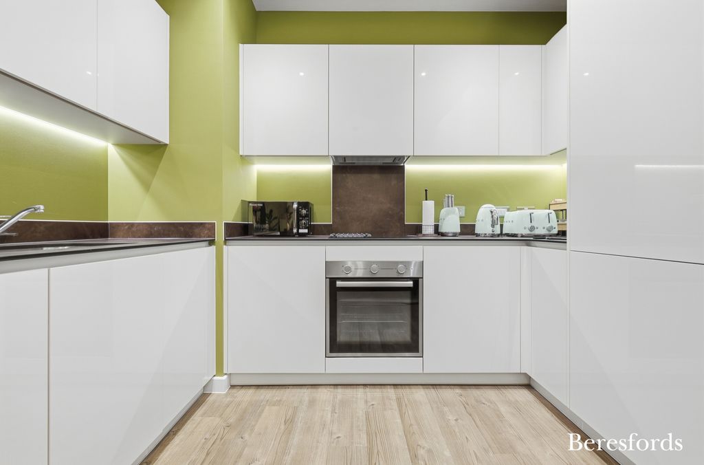 Property photo 3 of 24 Picture No. 10