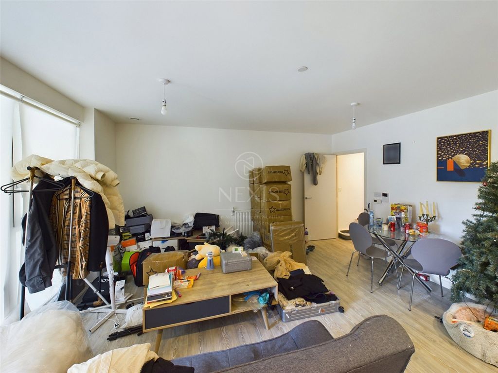 Property photo 3 of 11 Picture No. 09