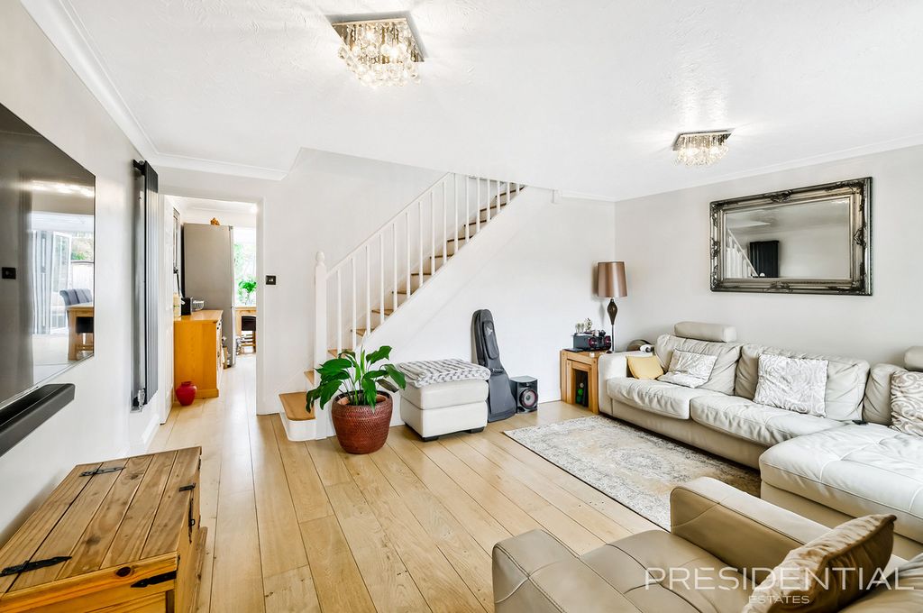 Property photo 2 of 30