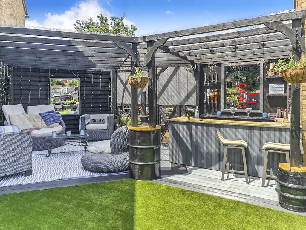 Property photo 2 of 14 Garden