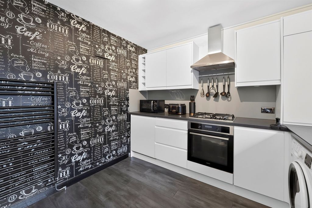 Additional image 7 of 2 bed flat for saleGillsburn Gardens, Kilmarnock KA3