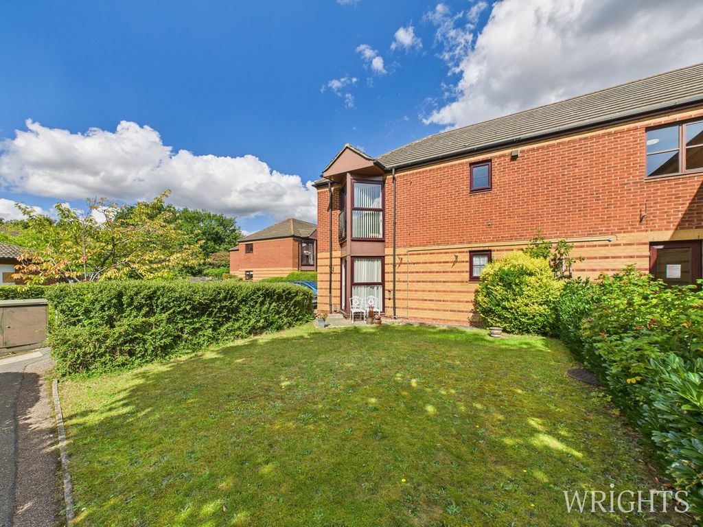 Property photo 2 of 15