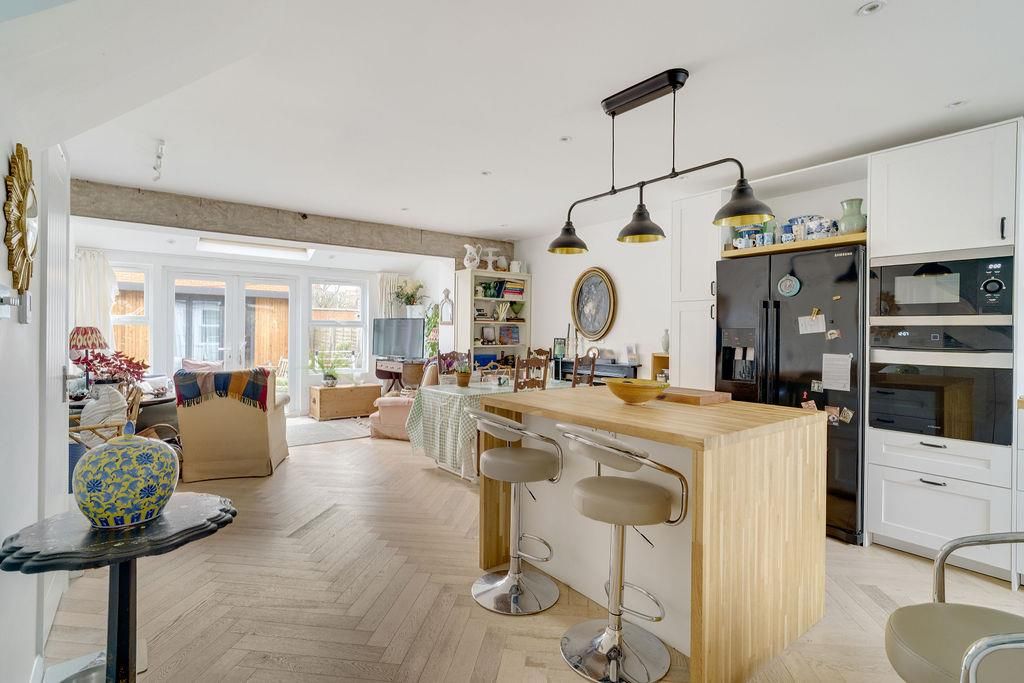 Property photo 1 of 22 Swaffieldroad68-89.Jpg