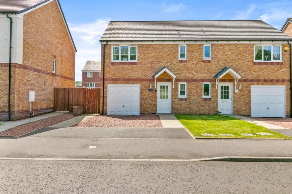 Property photo 1 of 28