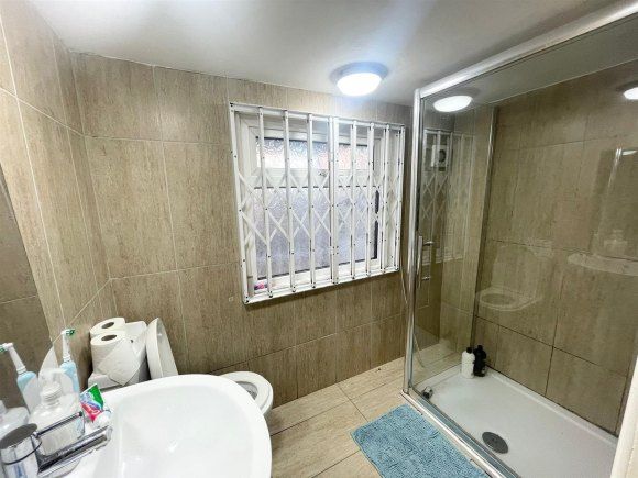 Property photo 2 of 5 9364001.Jpg