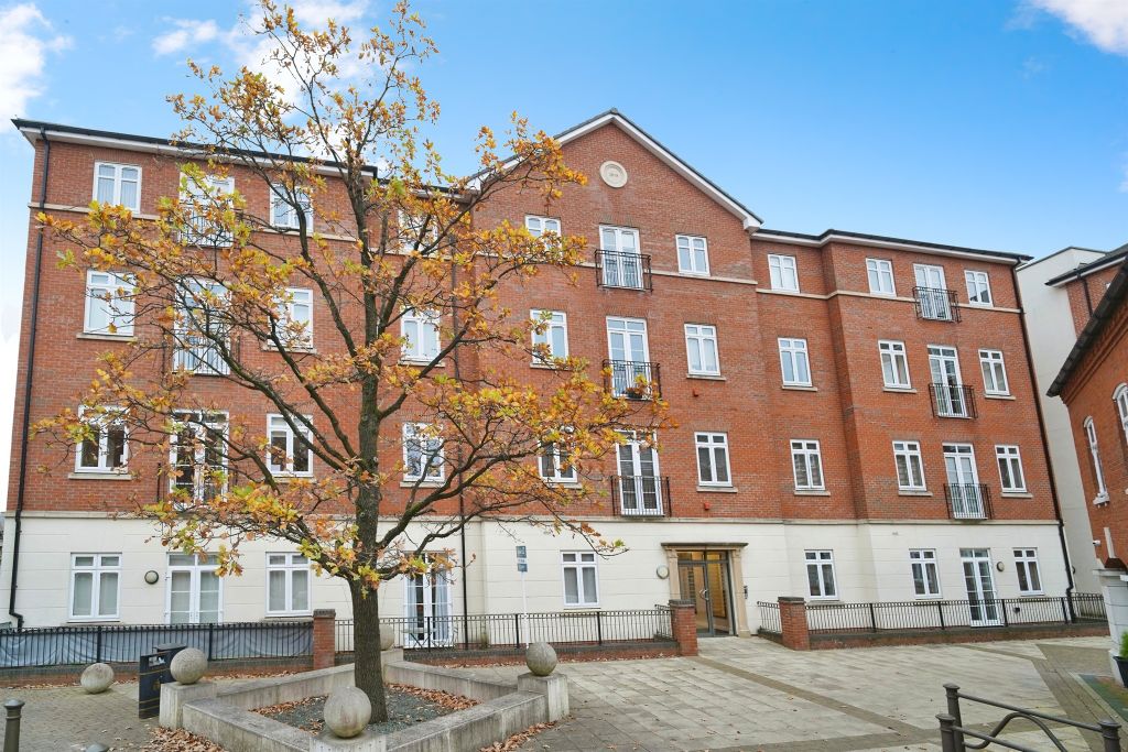 Property photo 3 of 17