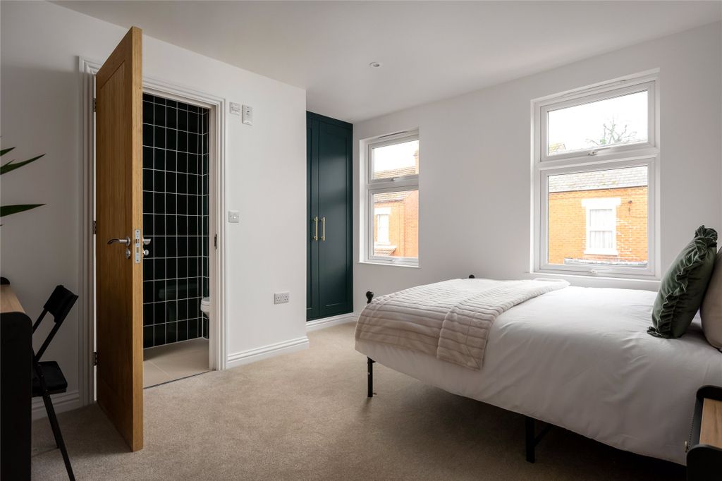 Property photo 3 of 12 Picture No. 06