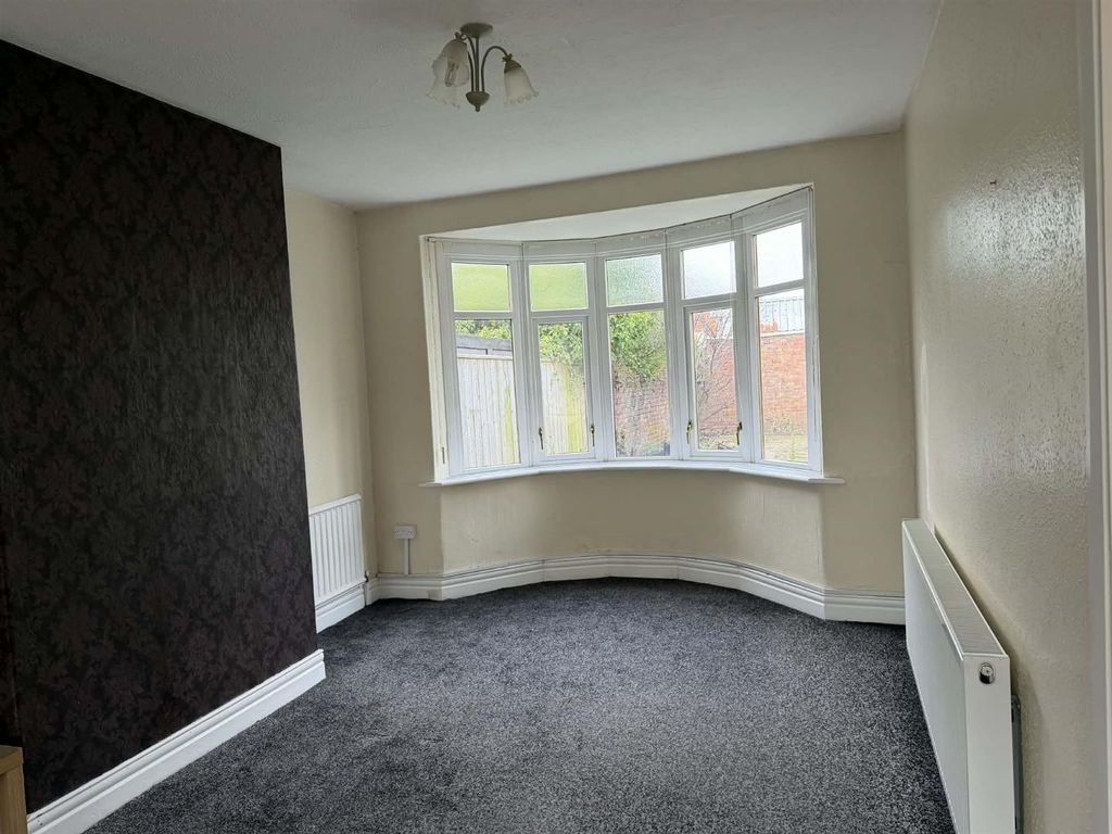 Property photo 3 of 15 4Ae67B34-Ffa4-4Ffe-Bb73-071391529d8F.Jpeg