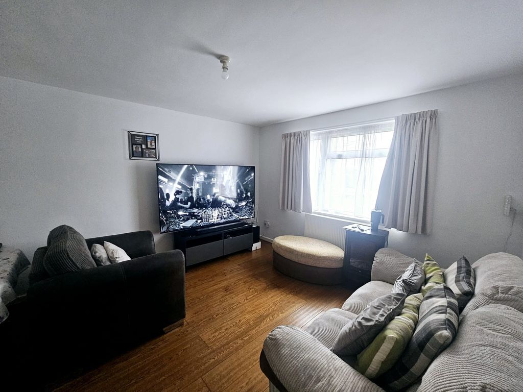 Property photo 2 of 5 Bathroom