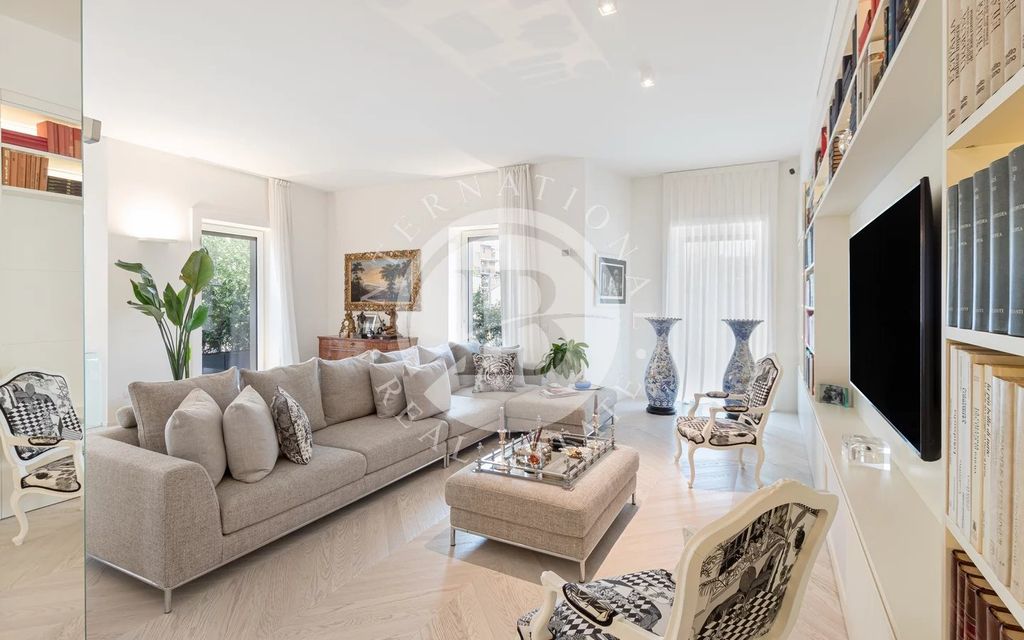 Property photo 2 of 27