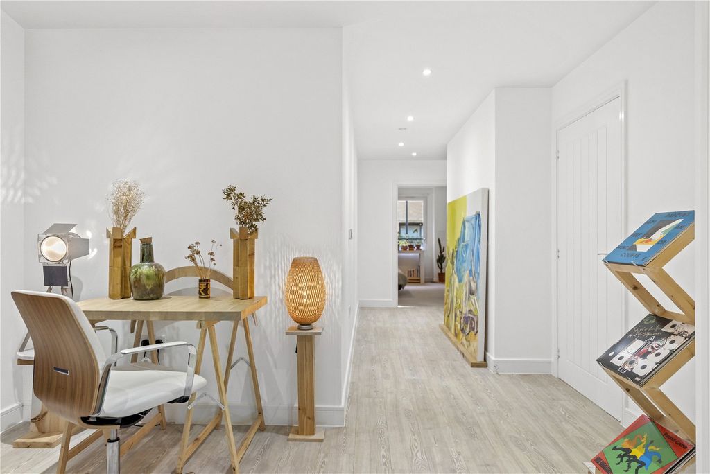 Property photo 2 of 15 Picture No. 05