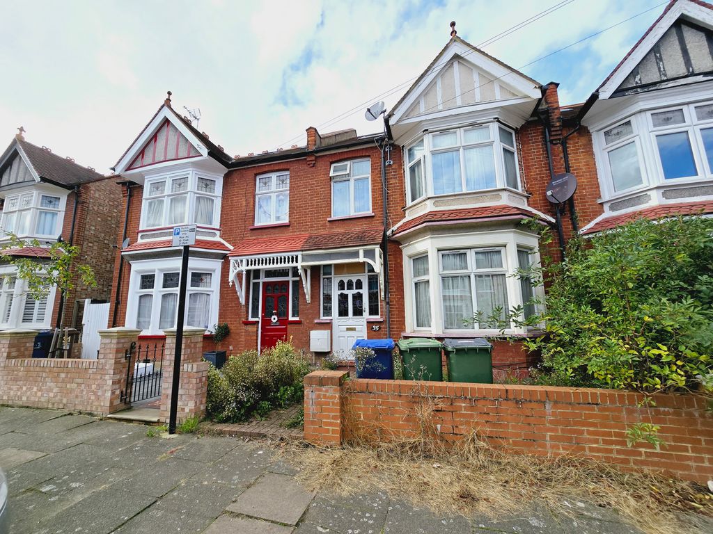 Property photo 1 of 7