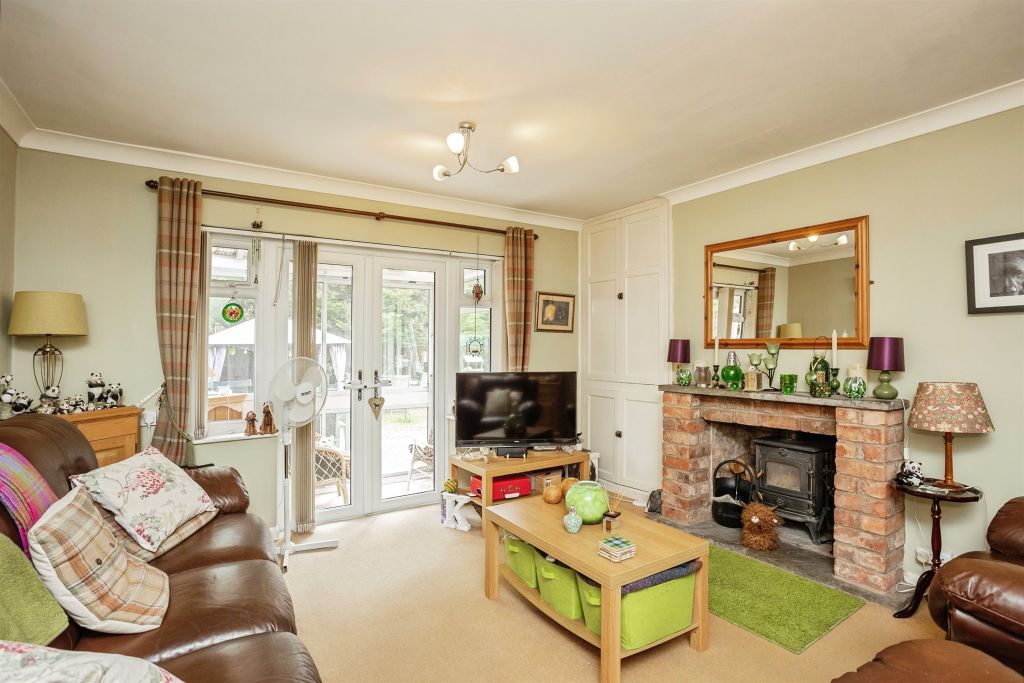 Property photo 3 of 14