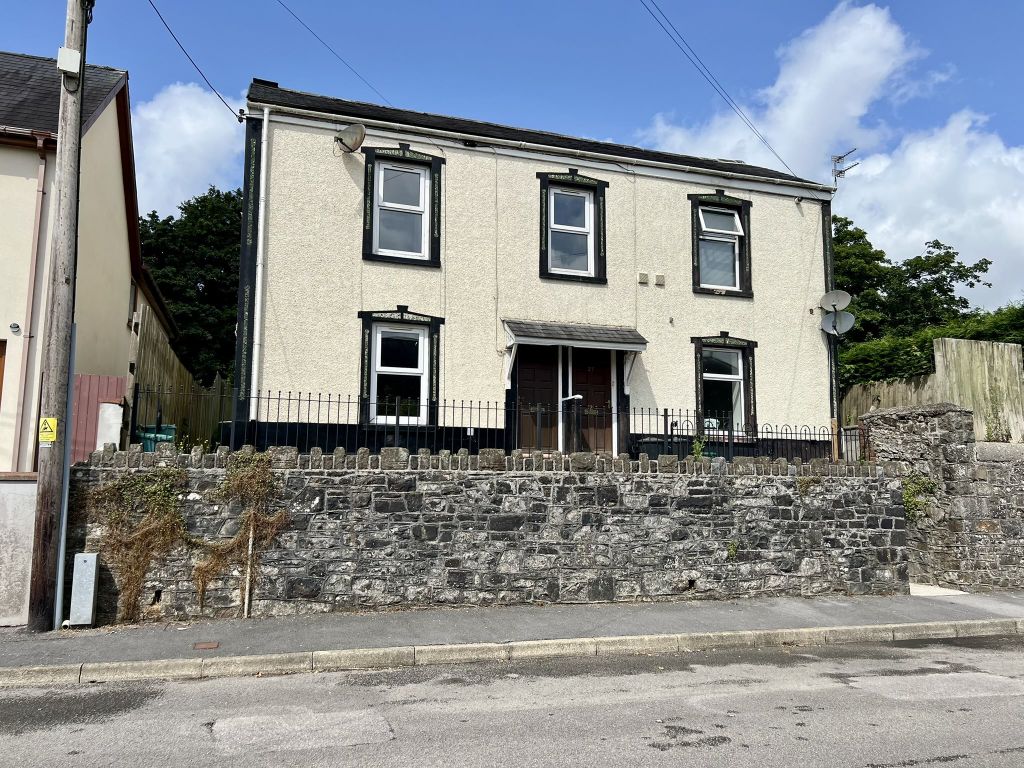 Property photo 1 of 15 Img_6921