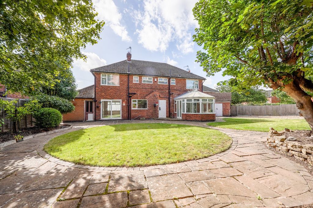 Property photo 1 of 19 Picture No. 24