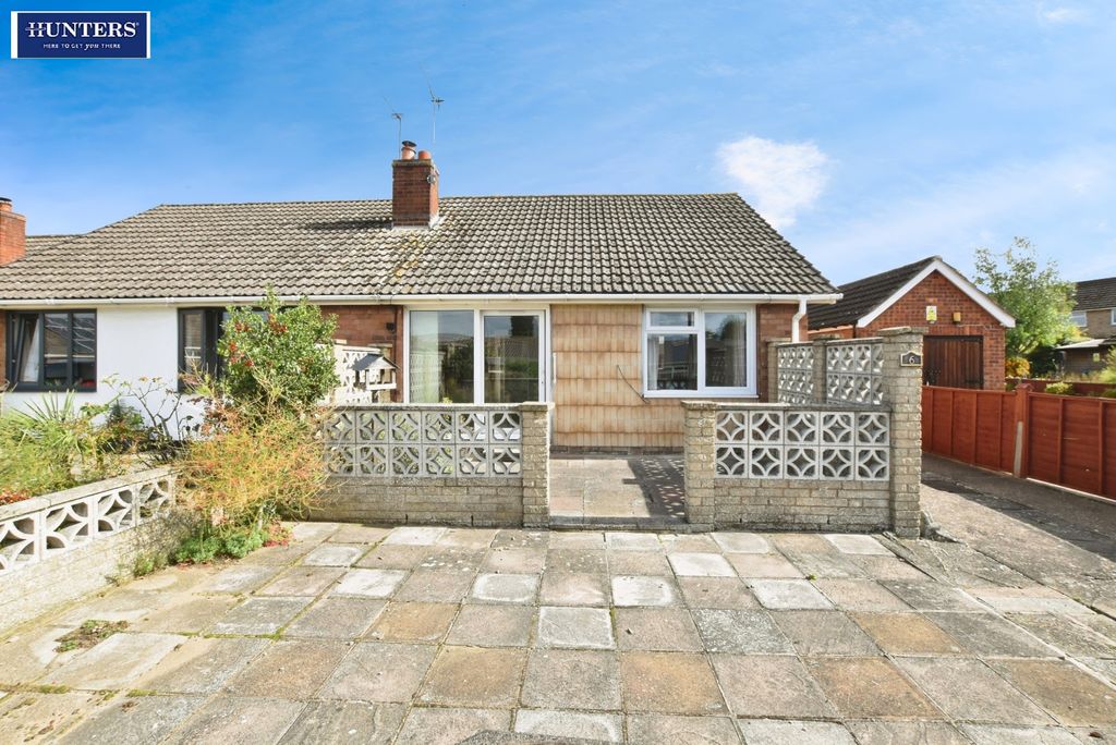 Property photo 1 of 16 Front