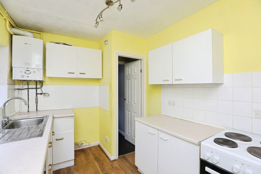 Property photo 2 of 11 Pbox-Img.Jpg