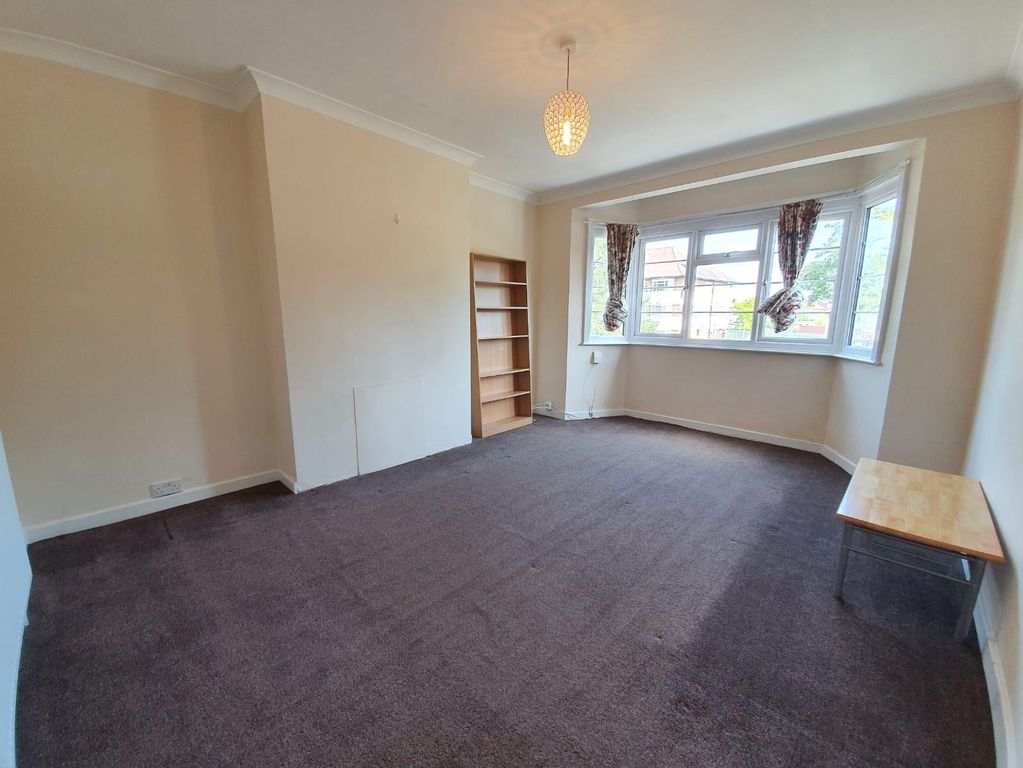 Property photo 2 of 8 Living Room