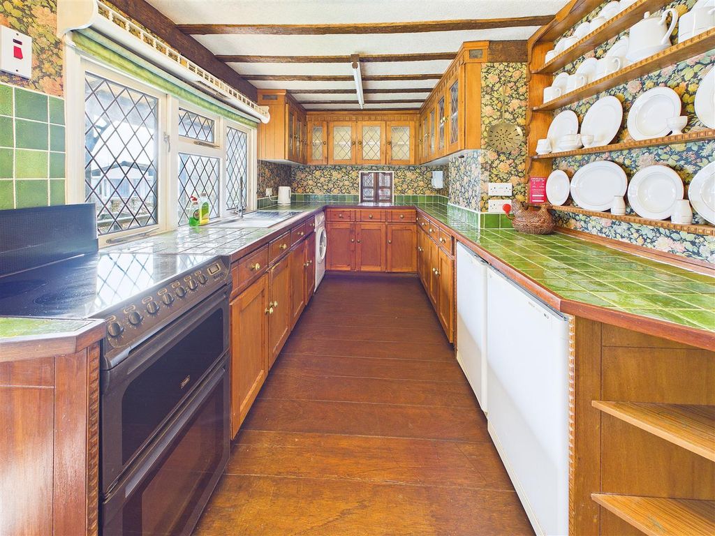 Property photo 3 of 15