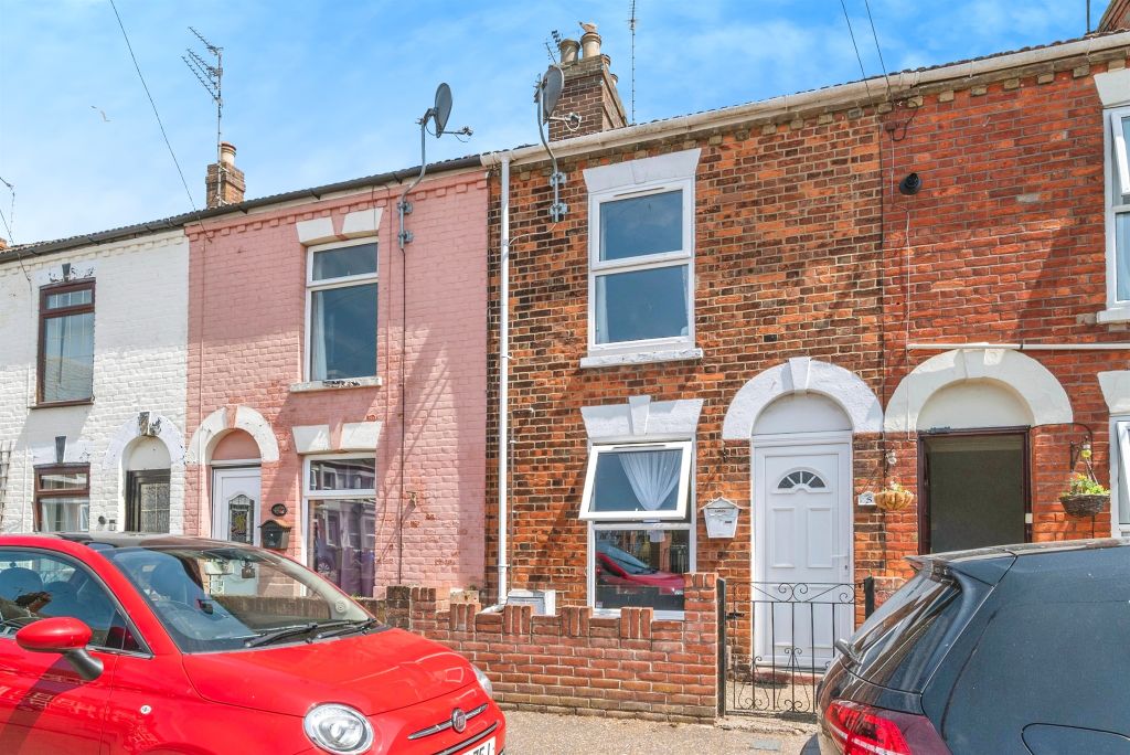 Property photo 2 of 17