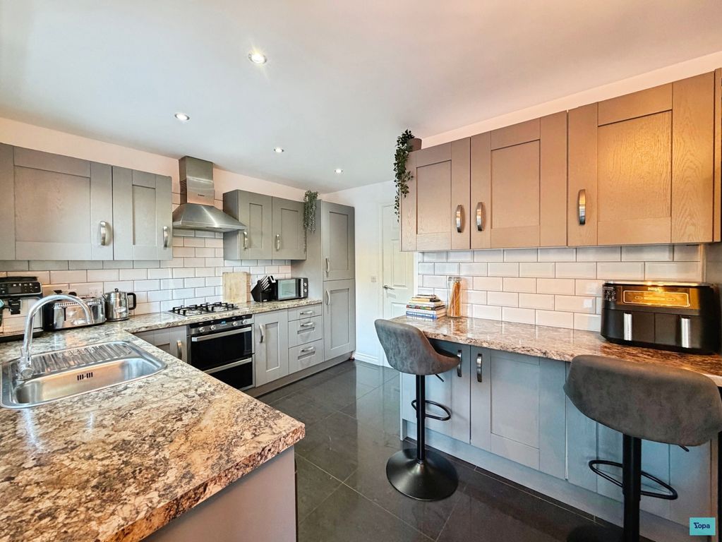 Property photo 3 of 24 18