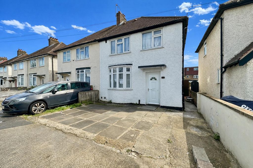 Property photo 1 of 12 Cbfbd90A-Fe2E-4275-834A-Dd3A7F73910c.Png