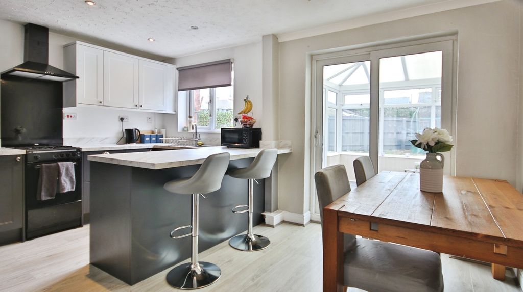 Property photo 1 of 20 3511773