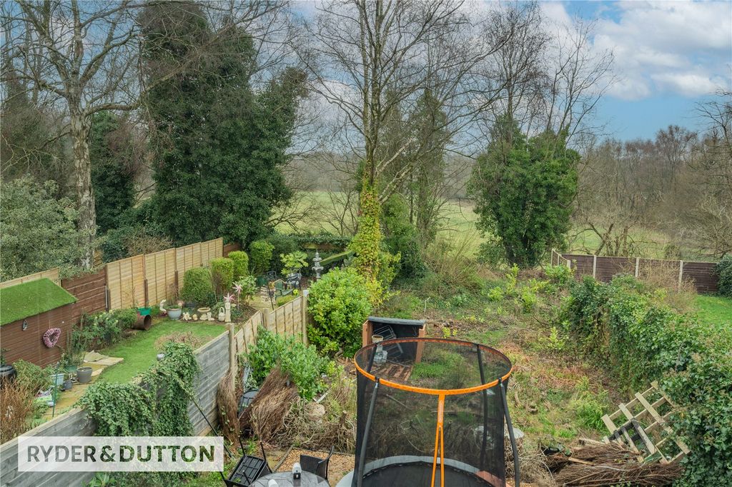 Property photo 2 of 17 Picture No. 05