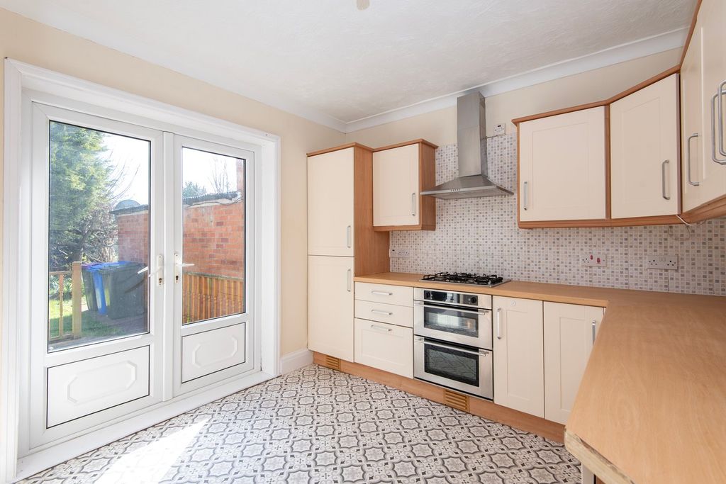 Property photo 3 of 13