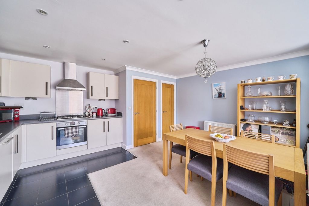 Property photo 2 of 20 Pbox-Img.Jpg