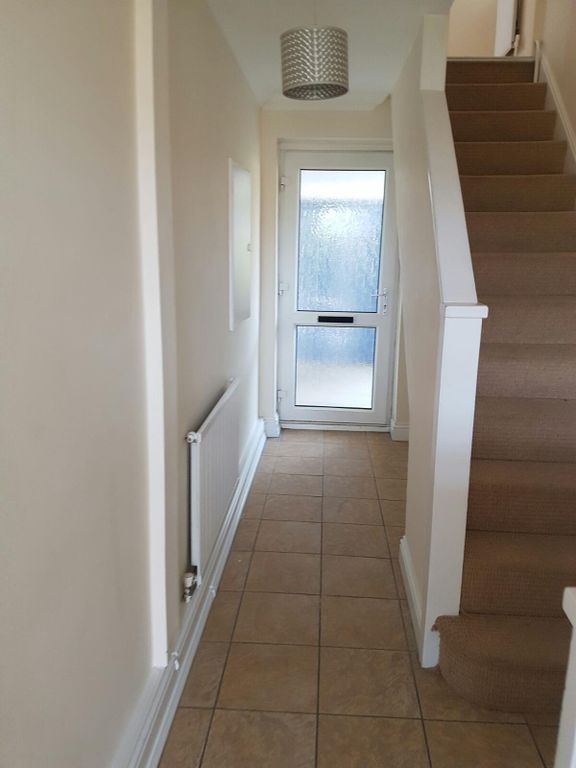 Property photo 2 of 12 Hallway