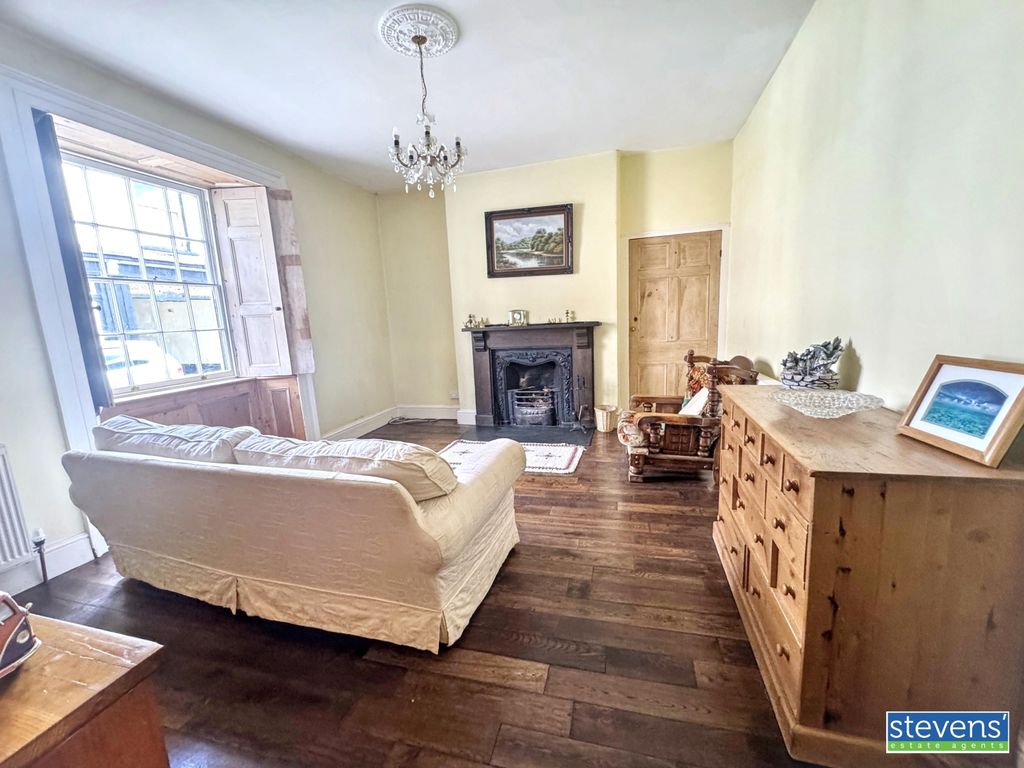Property photo 2 of 13 Img_1281