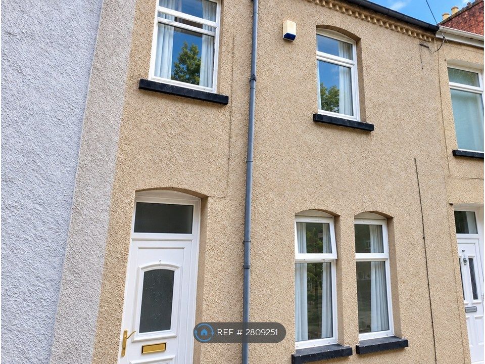 3 bed terraced house to rentPower St, Newport NP20