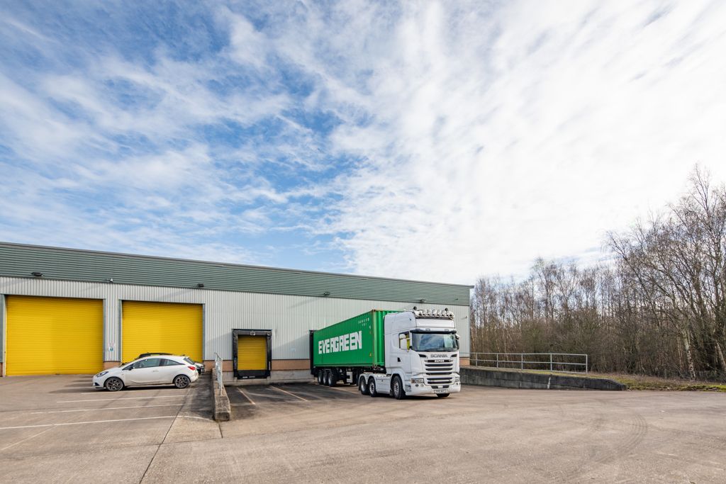 Property photo 2 of 5 Photo 5