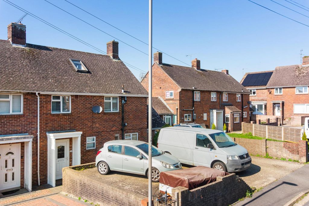 Property photo 2 of 18