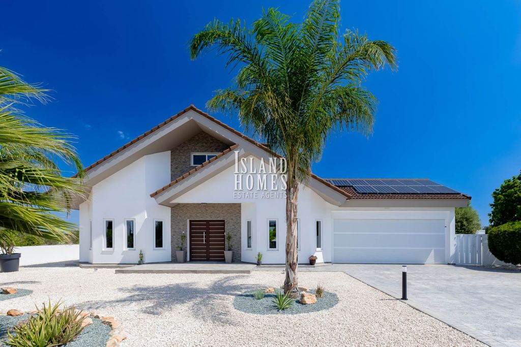 Property photo 1 of 48