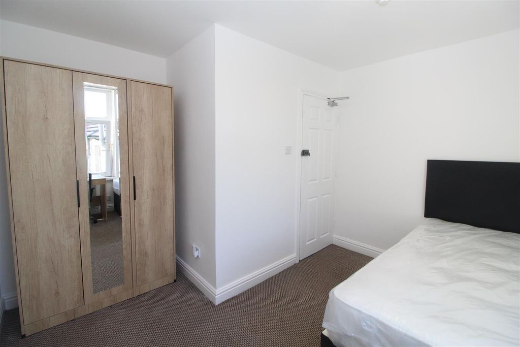 Property photo 2 of 16 26Mkidahuuih-Zr8Du7Jea.Jpg