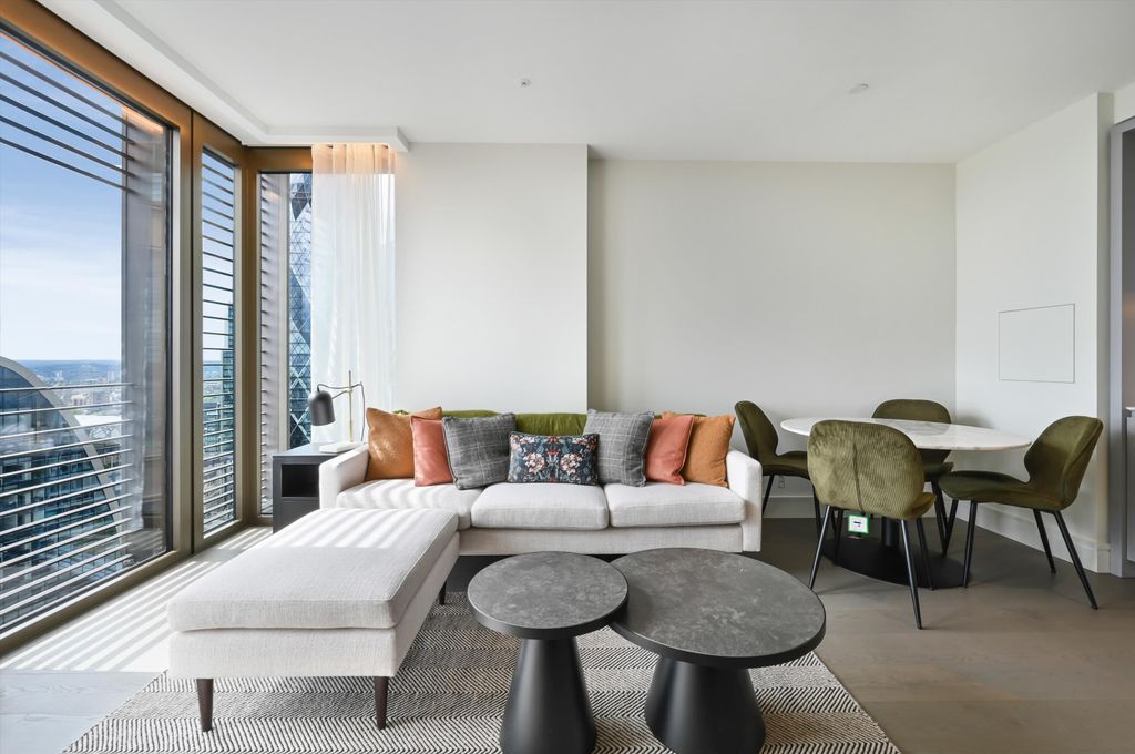 Property photo 3 of 16 Image