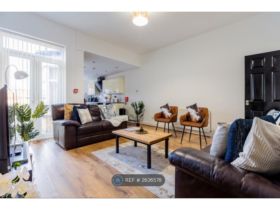 Property photo 1 of 13 Different Angle Of Living Room