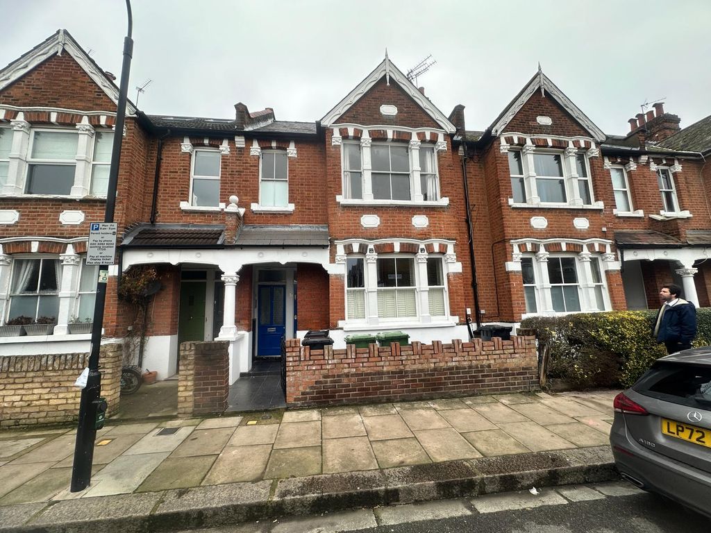 Property photo 1 of 13