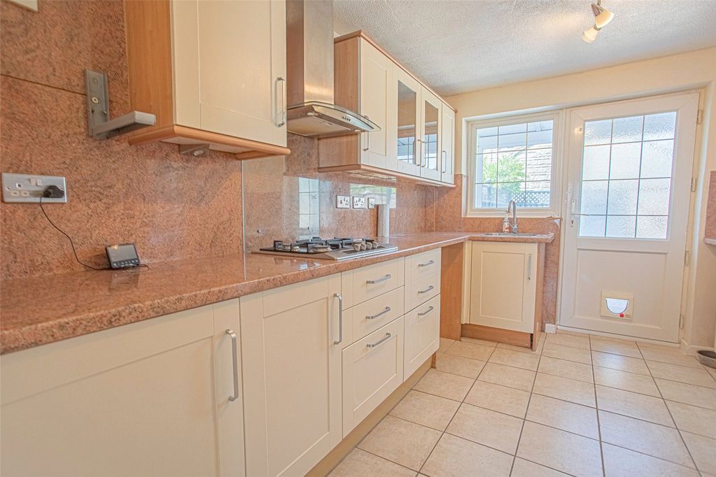 Property photo 2 of 14 Picture No. 06