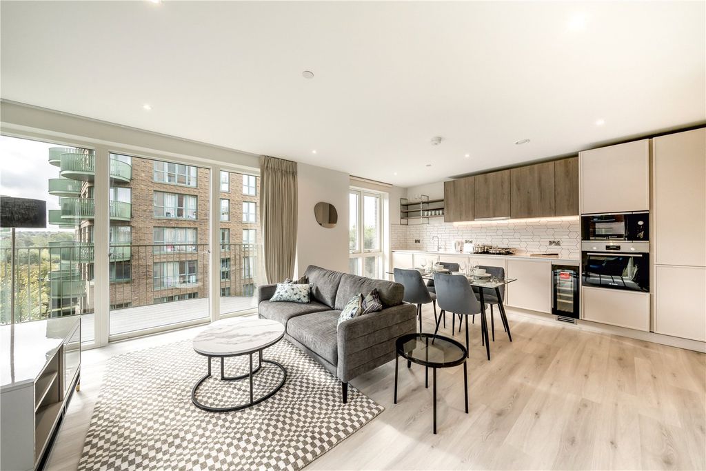 Property photo 2 of 10 Picture No. 30