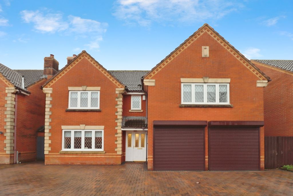 Property photo 1 of 20 Pbox-Img.Jpg