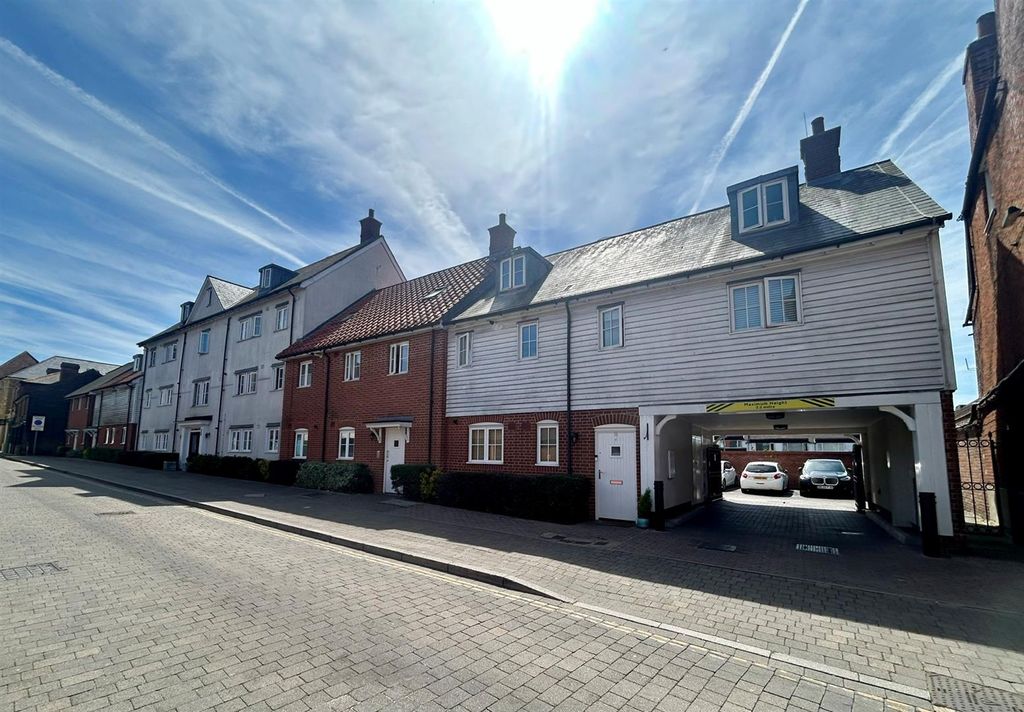 Property photo 2 of 14 Front 2.Jpg