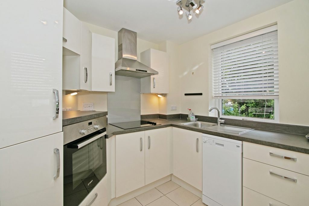 Property photo 2 of 19 Pbox-Img.Jpg