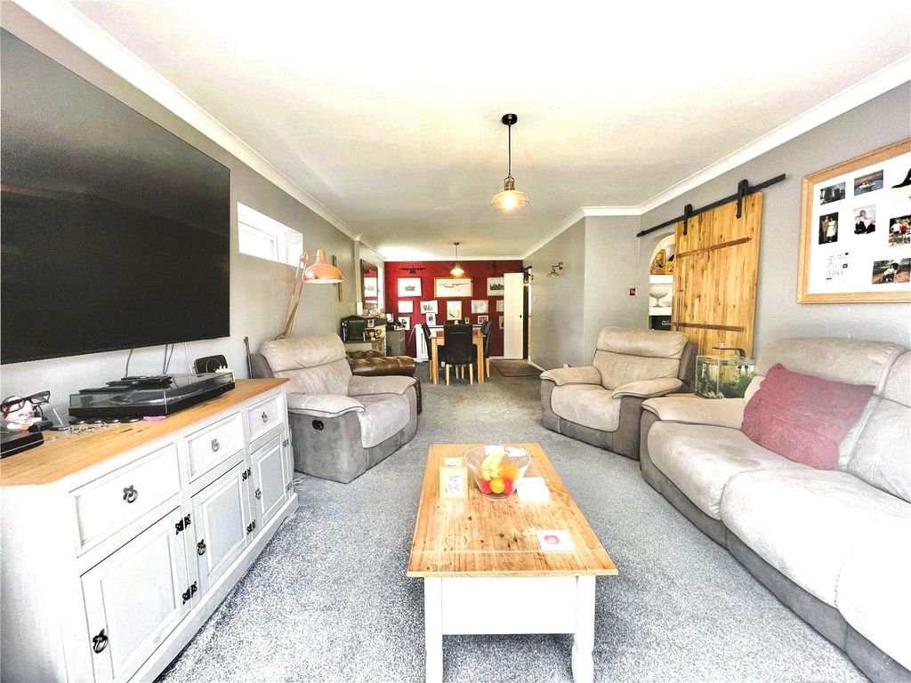 Property photo 2 of 17 Picture No. 43