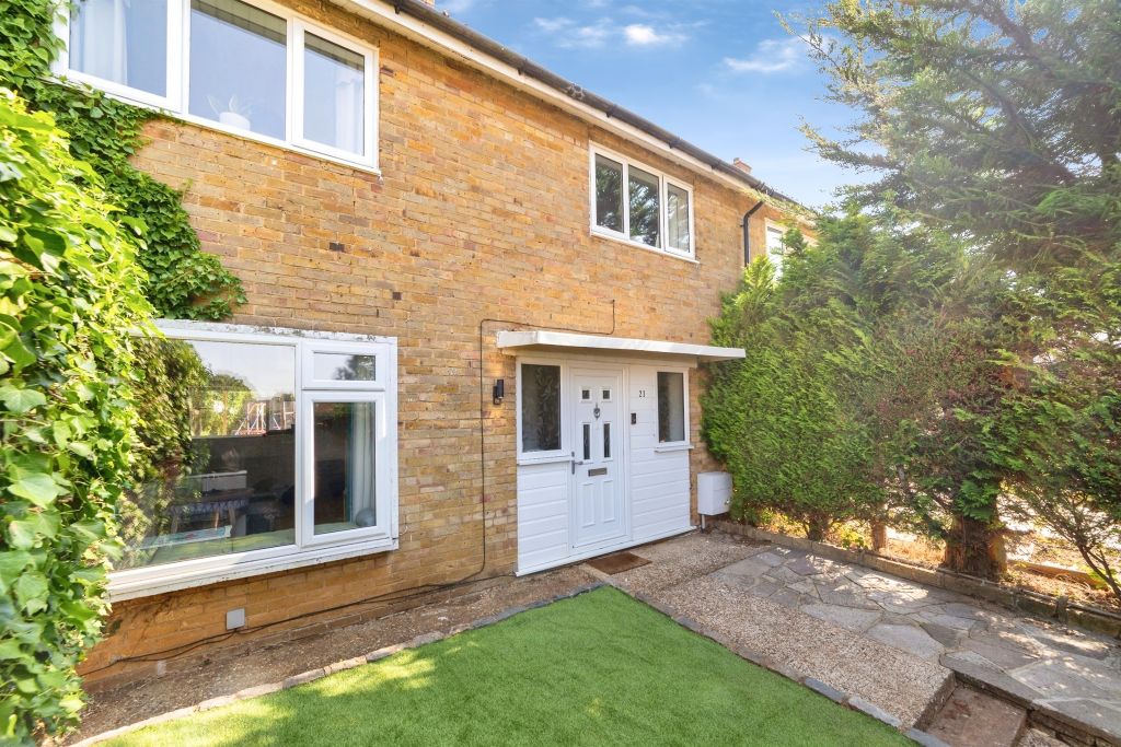 Property photo 1 of 18
