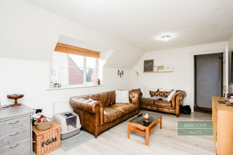 Property photo 3 of 12 Photo 6