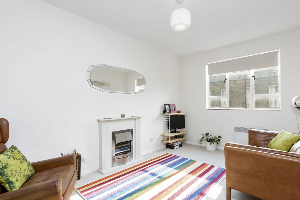 Property photo 3 of 7 Eflat 10, Dovey L...